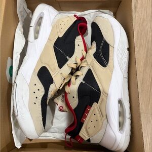 Jordan Low-Top Sneakers in Beige, Black & Red